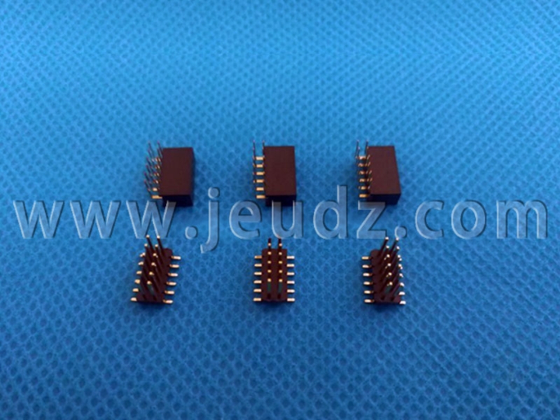 排針排母連接器